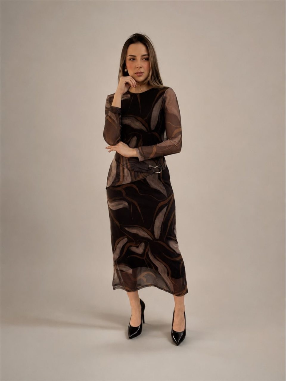Vestido longo feminino estampado em mesh